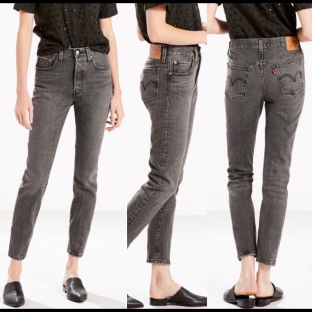 Black denim Levi’s 501 never worn